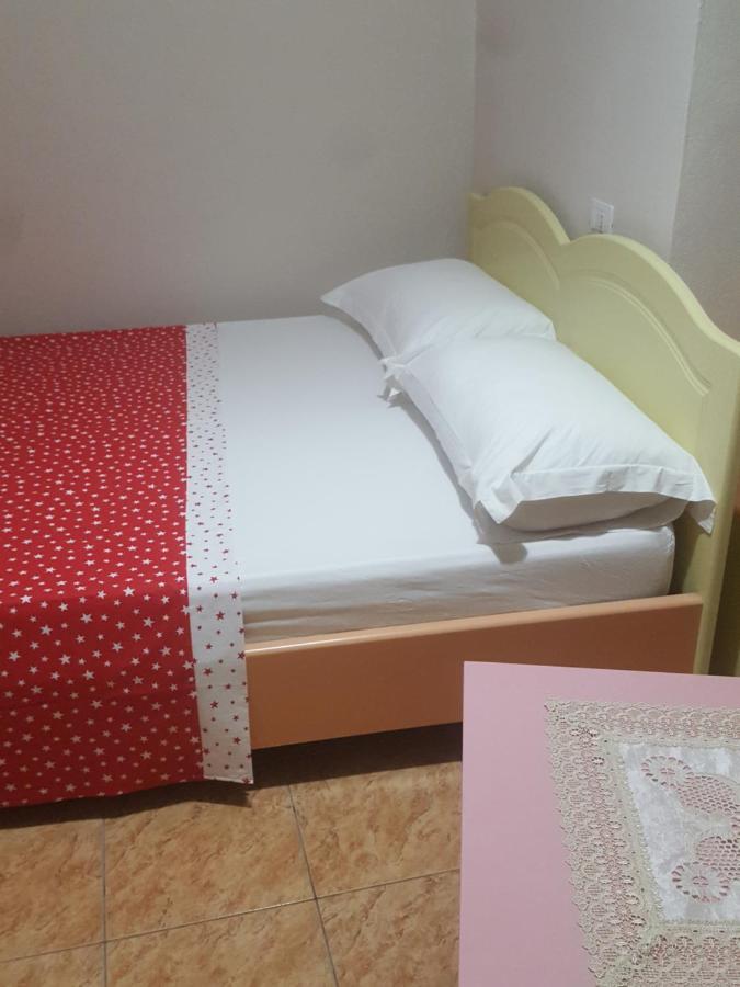 VlorëCasa Al Centroアパートメント エクステリア 写真