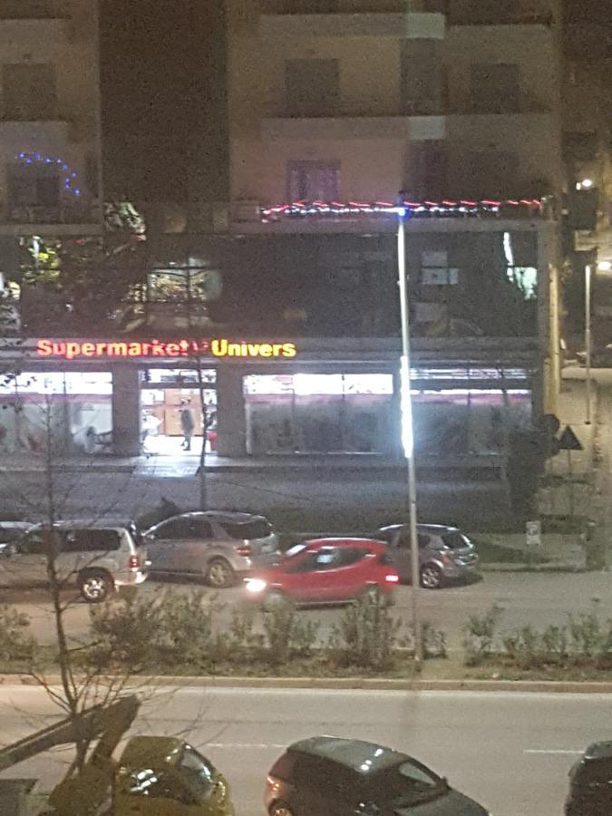 VlorëCasa Al Centroアパートメント エクステリア 写真