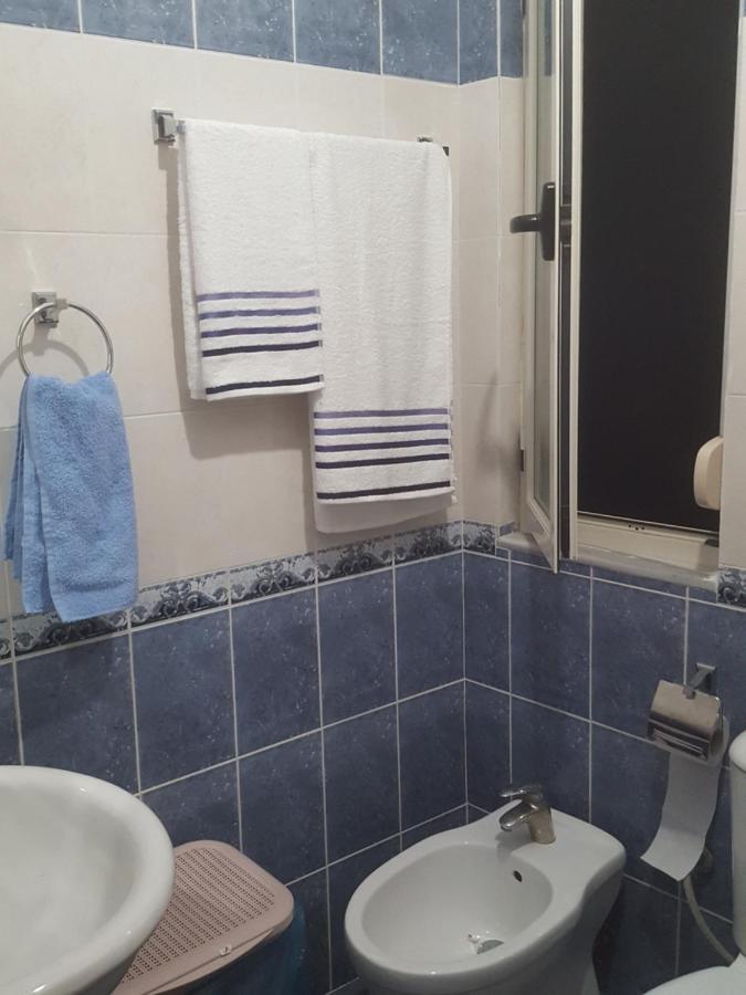 VlorëCasa Al Centroアパートメント エクステリア 写真